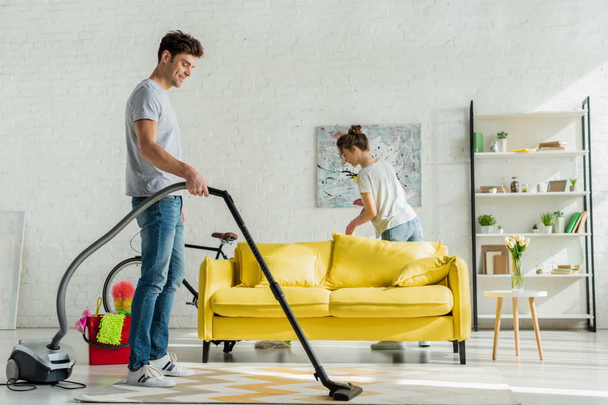 Özalp Bayan Temizlikçi